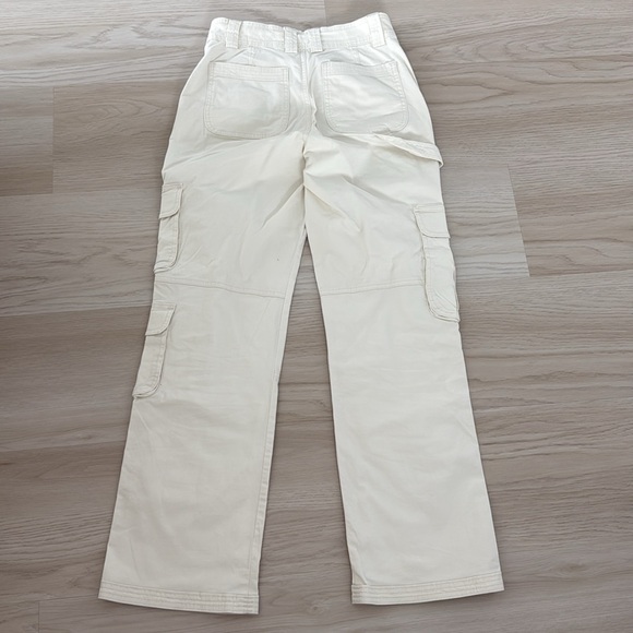 Abercrombie & Fitch Relaxed Cargo Pant - Picture 6 of 6